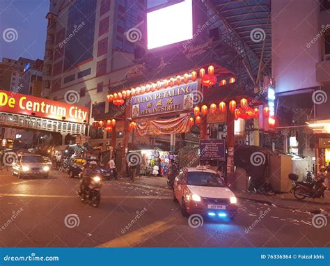 Petaling Street Kuala Lumpur Night Market Editorial Stock Image - Image ...