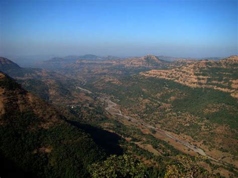 Savitri River is located in the district of Raigad in Maharashtra ...