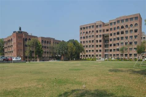 Maharaja Surajmal Institute of Technology (MSIT) Delhi: Admission, Fees ...