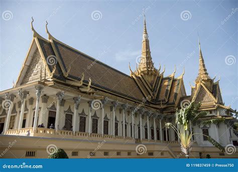 CAMBODIA PHNOM PENH ROYAL PALACE THRONE HALL Editorial Stock Image ...