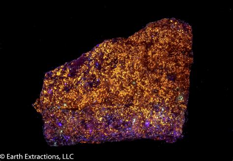 Gallery - The Fluorescent Mineral Society