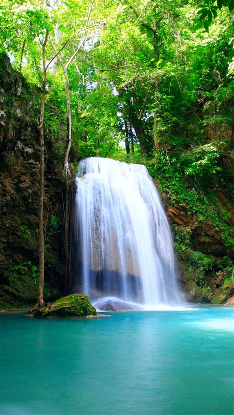 Beautiful Waterfall iPhone Wallpapers Free Download