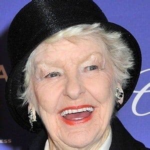 Elaine Stritch - Bio, Family, Trivia | Famous Birthdays