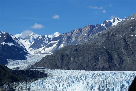 File:Glacier Bay National Park.jpg - Wikimedia Commons