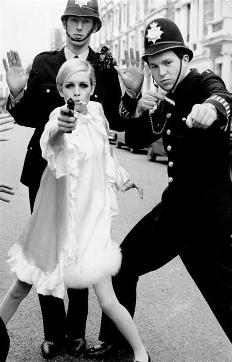 “Anything Goes”: Why Mod Fashion Will Always Be Iconic – My Goddess Complex