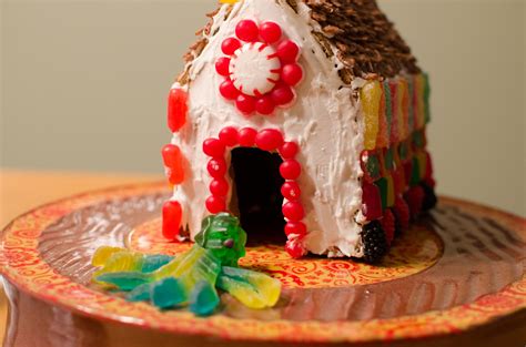 Easy Gingerbread Houses for Kids Recipe