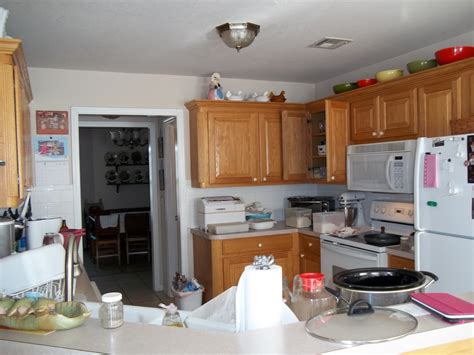 If you do stuff, stuff gets done: who does this messy kitchen belong to?