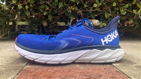 Hoka One One Arahi 5 Multiple Tester Review - DOCTORS OF RUNNING