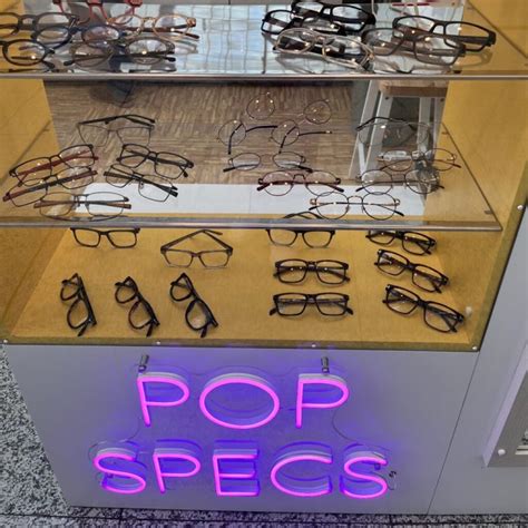 20-Minute Glasses Retailer Pop Specs Eyes Expansion | Retail & Leisure International