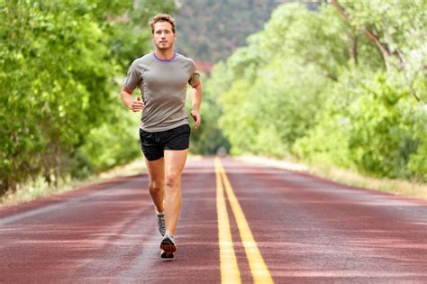 Avantages de la course à pied: raisons pour lesquelles nous aimons cet exercice qui fait battre ...