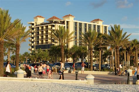 Book Pier House 60 Clearwater Beach Marina Hotel in Clearwater Beach ...