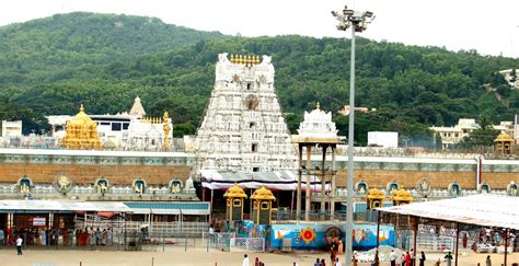 Wonder that is Balaji temple, Tirupati. Awe-inspiring facts about its affluence!! - Navrang India