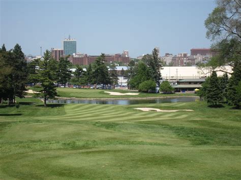 University of Michigan Golf Course - Golf in Michigan