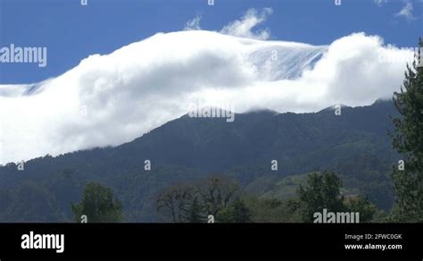 Volcan baru panama Stock Videos & Footage - HD and 4K Video Clips - Alamy