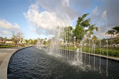 Hollywood ArtsPark Florida, Young Circle - e-architect