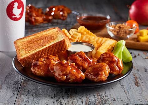 Boneless Wings Meal - Most Popular Meals - Menu | Zaxby's | Boneless wings, Boneless wing ...