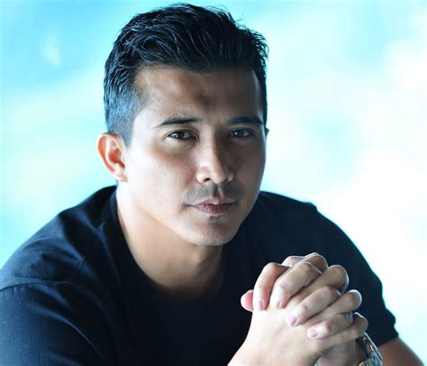 Perasaan pulang ke Singapura kini berbeza - Aaron Aziz - Kosmo Digital