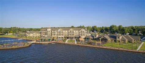 Chautauqua Harbor Hotel - Jamestown in Celoron | Best Rates & Deals on ...