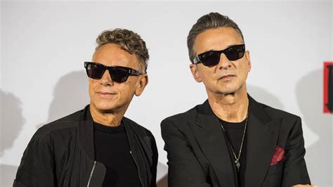 Depeche Mode: Das symbolträchtige Video zur neuen Single „Ghosts Again“— Rolling Stone