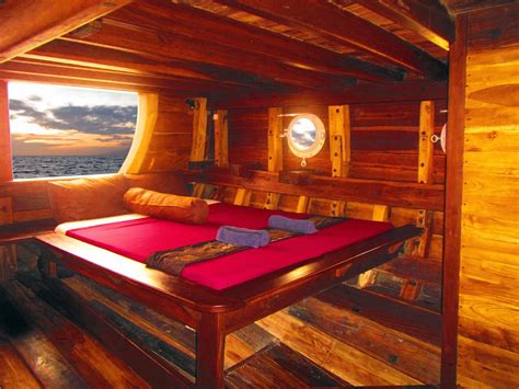 Sailing boat cabin – Cozy Places, Cozy Interior Design Concepts and Decor Ideas in 2020 | Cozy ...