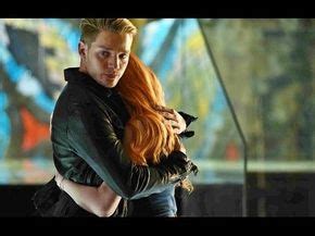 Clary and Jace's First Kiss Scene HD (Shadowhunters) [1x07] - YouTube ...