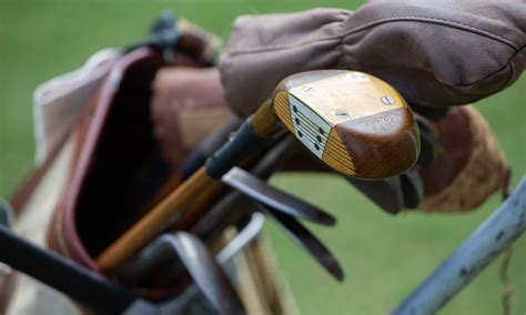 Society of Hickory Golfers: Old clubs, period clothes, wooden shafts