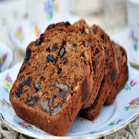 Date Nut Loaf Recipe: How to Make Date Nut Loaf