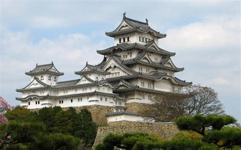 Download Himeji Castle Landscape Wallpaper | Wallpapers.com