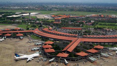 Jakarta Soekarno-Hatta International Airport is a 3-Star Airport | Skytrax