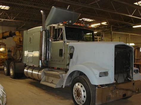 Used 1994 KENWORTH W900 Hood for sale | Grand Rapids Michigan United States | Hoods | TPI | TPI