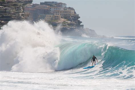 Bronte Beach Surf Photo by Leigh Gazzard | 9:56 am 8 Jan 2016