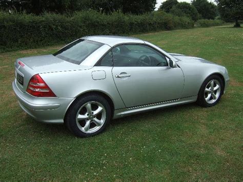 Classic MERCEDES SLK 320 Convertible 2000 for sale - Classic & Sports ...