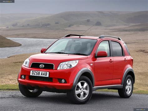 Daihatsu Terios (Дайхатсу Териос) 2024 - обзор модели c фото и видео