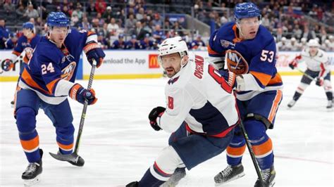 Islanders blow 3-0 lead in OT loss to Capitals