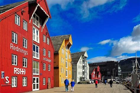 Best Tours in Tromso: 5 Epic Experiences You’ll Never Forget (+Tips)