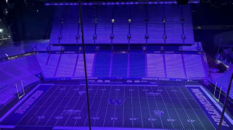 HISTORY MADE: Husky Stadium Debuts Their New LED Lights During ...