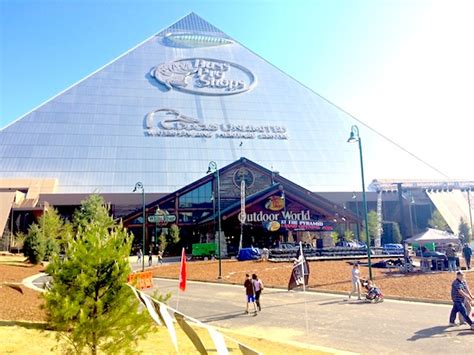 24 Hours In The Bass Pro Pyramid | I Love Memphis