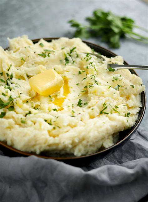 Cheesy Mashed Potatoes - The Last Food Blog