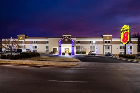 Super 8 by Wyndham Wichita East | Wichita, KS Hotels