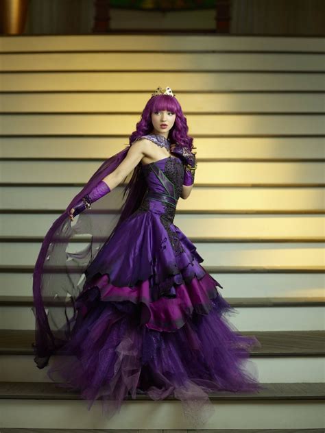 Disney Descendants 2 in Cotillion costumes - YouLoveIt.com