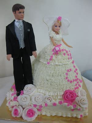 Be My Cupcake House: Barbie and Ken Wedding Cake