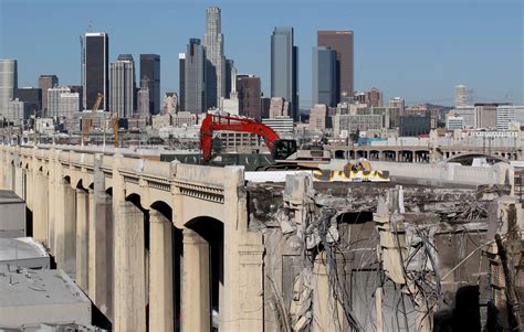 6th Street Bridge, spanning much of L.A.'s past, finally starts to fall ...