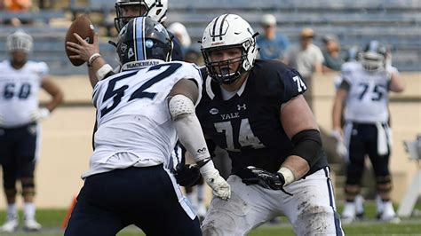 Yale football team faces tests on field and classroom - CTInsider.com