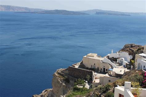 Snapshots from Santorini: Oia Photo Journal - Destinations & Desserts