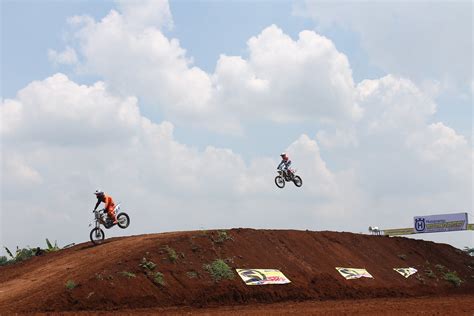 Jumping | Husqvarna Motocross Championship Kejurnas Putaran … | Flickr