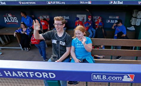 Texas Rangers: Photos: Fans get to enjoy the full Rangers experience at ...