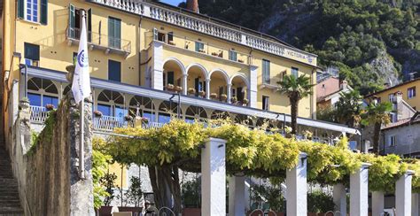 Choose the Hotel Royal Victoria with a restaurant with lake views in Varenna