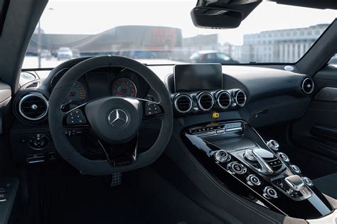 Mercedes-Benz AMG GT R | CGI INTERIOR :: Behance