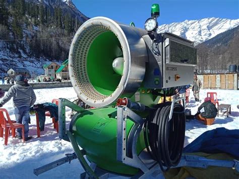 Manali youth introduce snow-making machine - Discover Kullu Manali