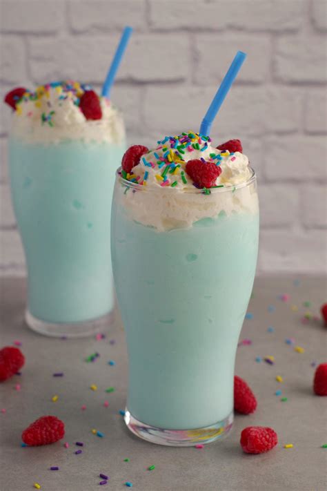 Creamy Coconut Blue Raspberry Slushie | RecipeLion.com